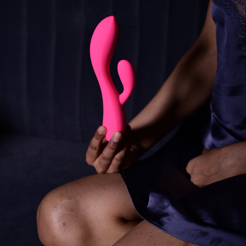 Bloom Dual-Stimulation Vibrator – 10 Modes, Flexible & USB Rechargeable Wellness Massager