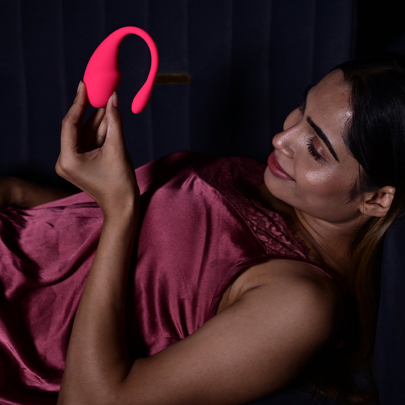 Dash Dual-Arm Wellness Massager – Custom Vibration, Waterproof & Remote-Compatible Design