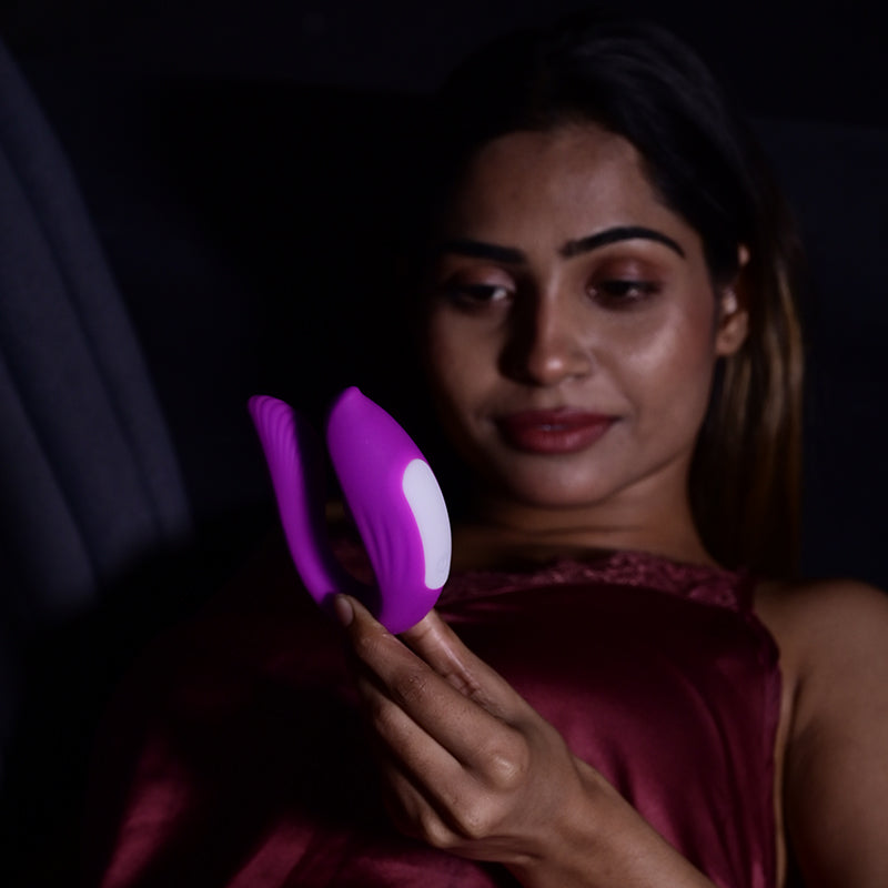 Purr Dual-Stimulation Massager – Contoured, Rechargeable & Waterproof with Remote Control Support